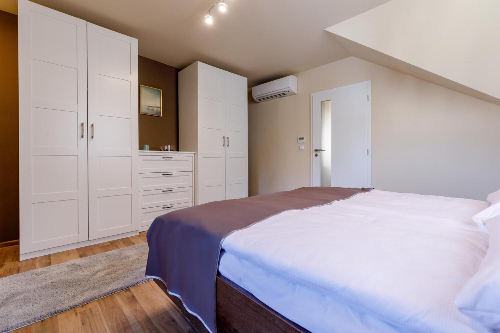 Apartments Menuet Karlovy Vary Room photo