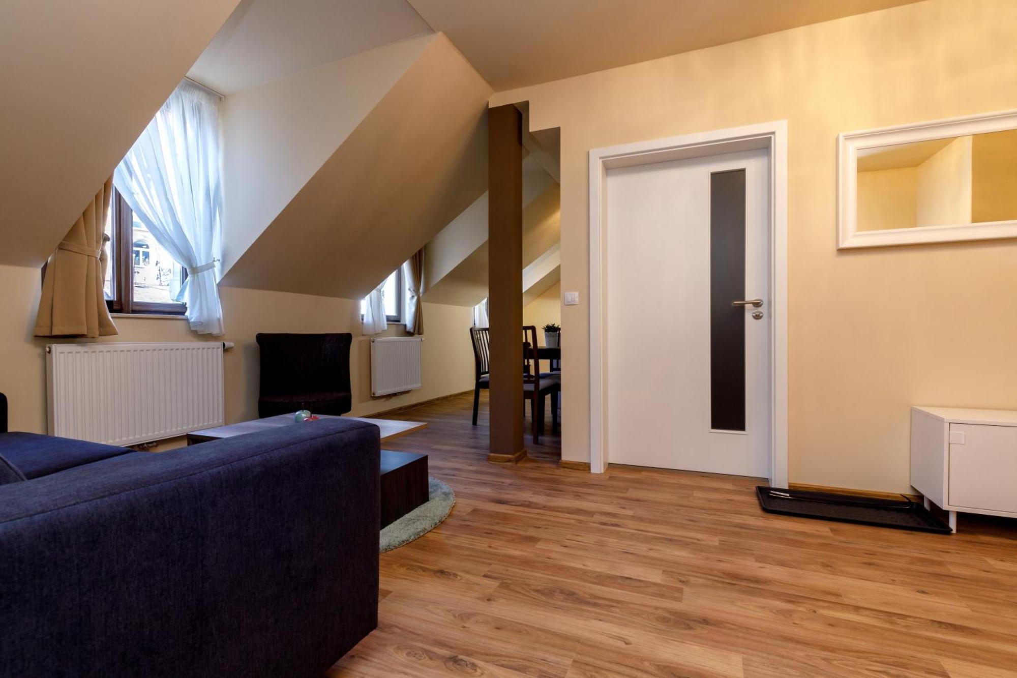 Apartments Menuet Karlovy Vary Room photo