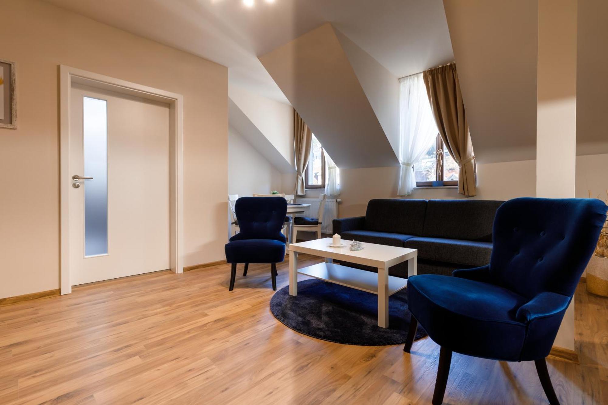 Apartments Menuet Karlovy Vary Room photo