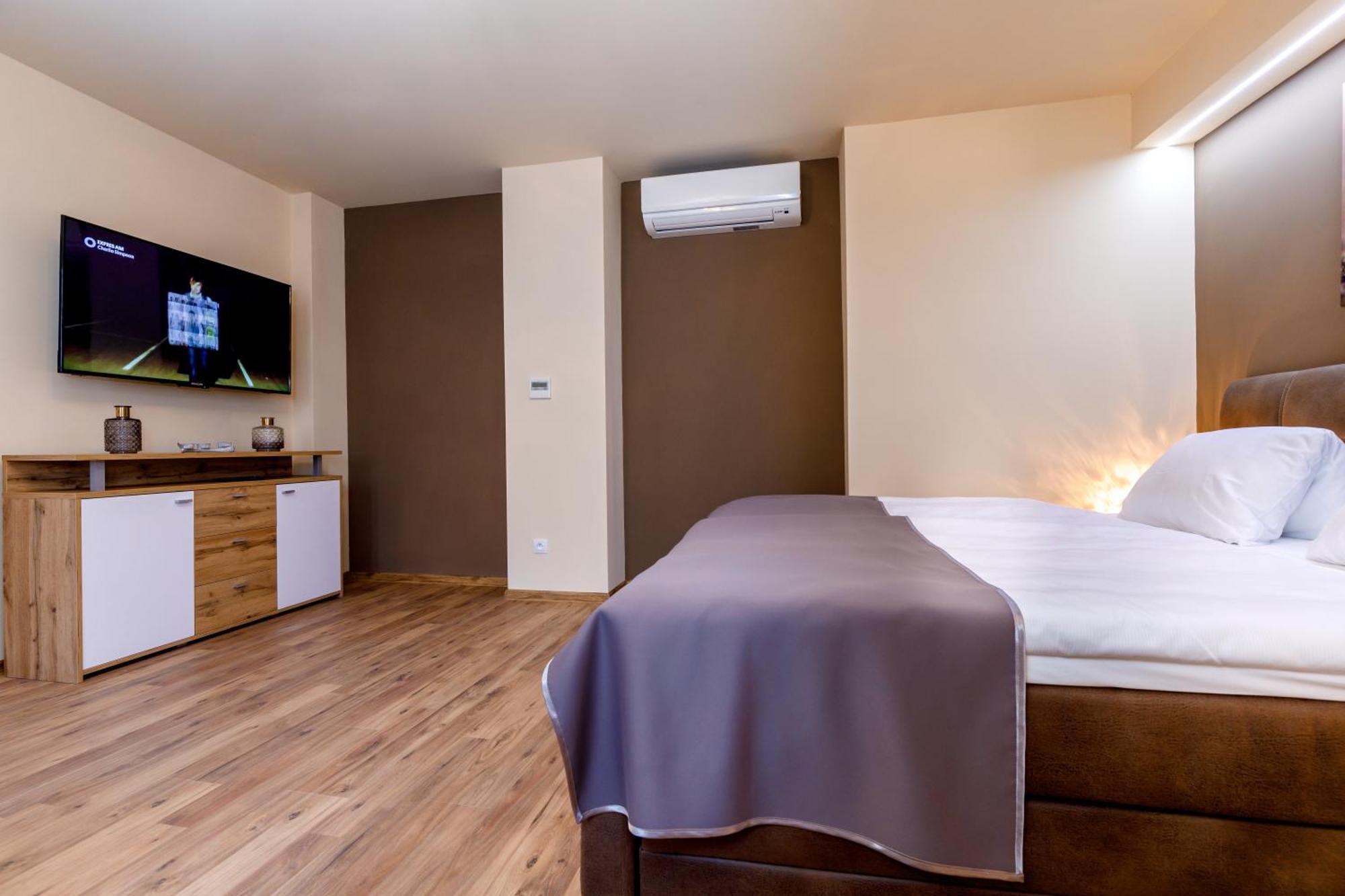 Apartments Menuet Karlovy Vary Room photo
