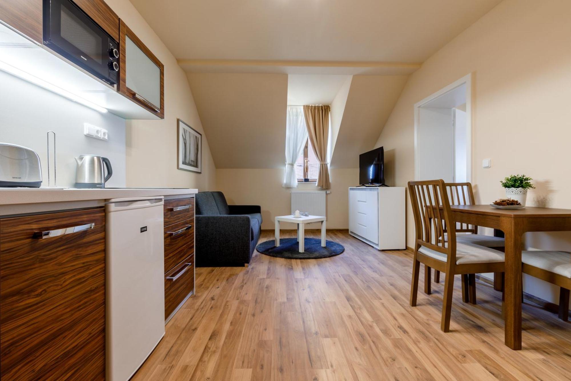 Apartments Menuet Karlovy Vary Room photo