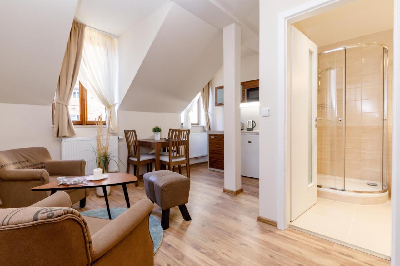 Apartments Menuet Karlovy Vary Room photo